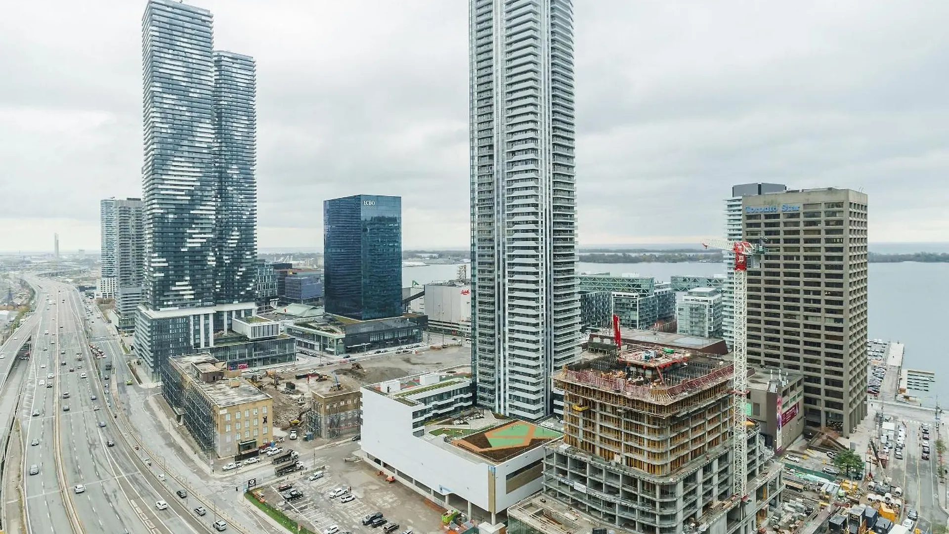 Lanterra Downtown Daire Toronto Kanada