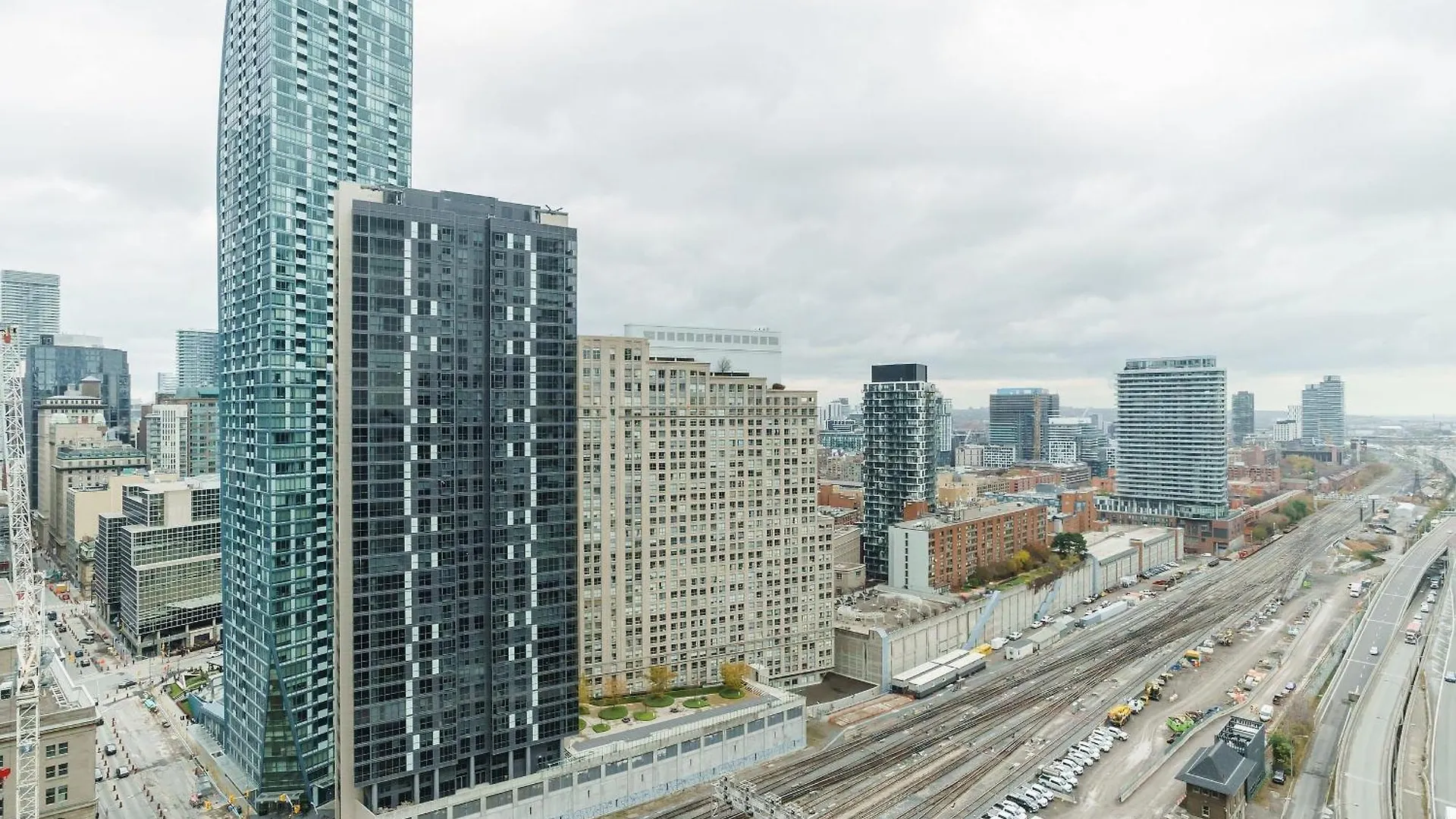 Lanterra Downtown Apartment Toronto 0*,