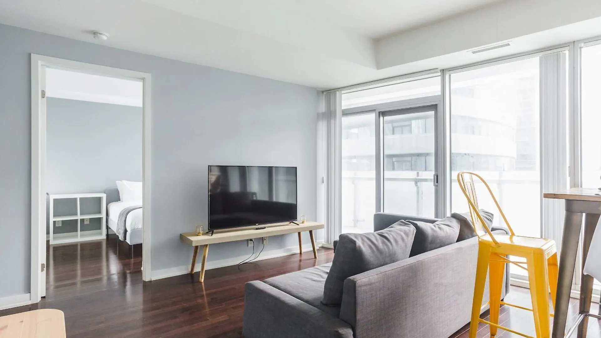 Lanterra Downtown Apartment Toronto 0*,  Canada