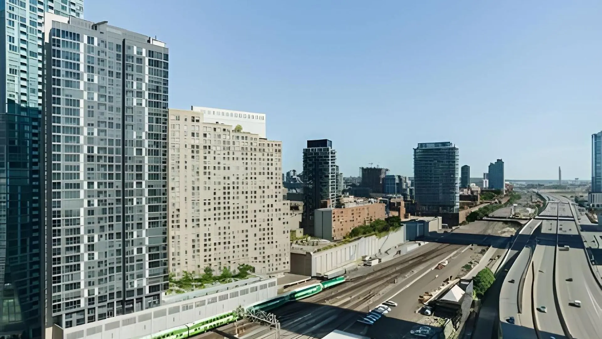 Lanterra Downtown Apartment Toronto 0*,  Canada
