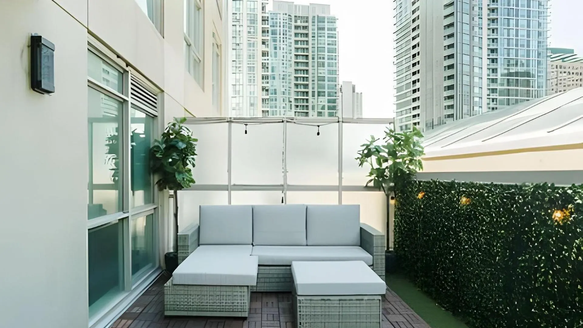 토론토 Lanterra Downtown 아파트 캐나다